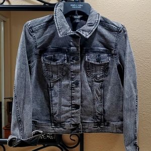 Vera Wang short black avid wash jean jacket XS